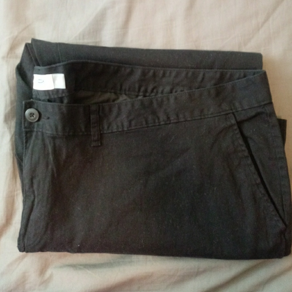 🎀WOMANS PLUS BLACK STRETCH PANTS🎀 - Picture 2 of 6